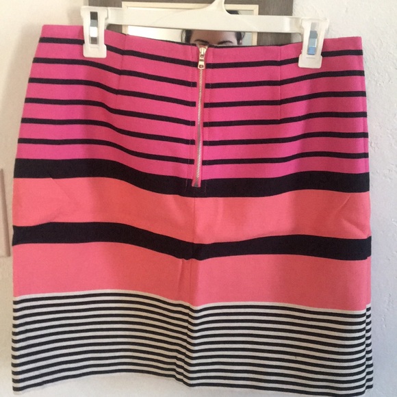 LOFT Pink fuchsia and black striped pencil skirt - Picture 2 of 3